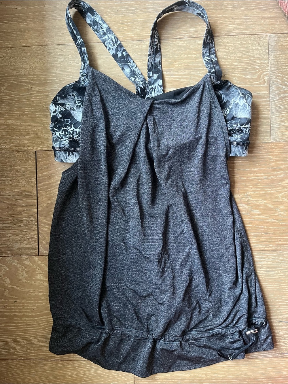 Lululemon Tank Bundle of 3, Size 8, No Limits, Tame Me, Rest Less - Picture 6 of 16